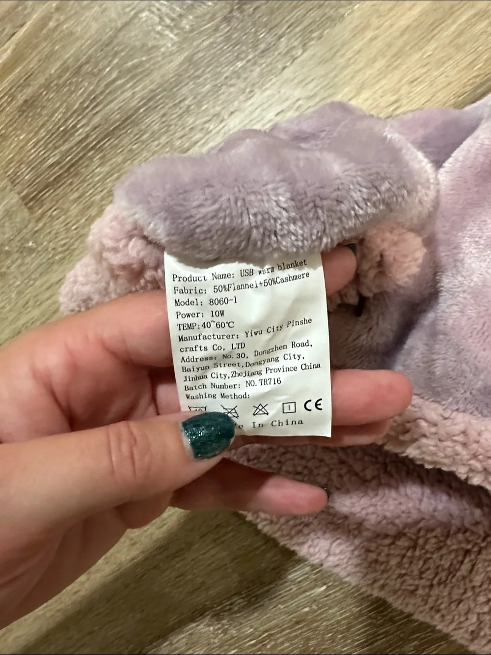 Plush Lavender Throw with Brown Accent Pocket warming shawl blanket